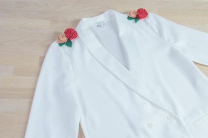 Como personalizar um casaco com flores de feltro